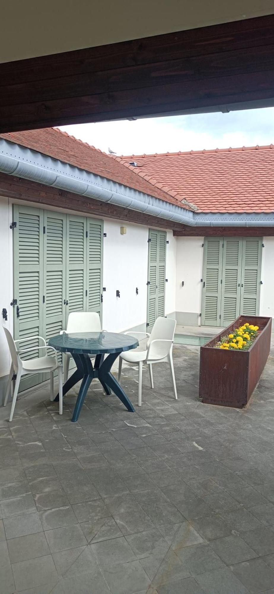 Central Terrace Escape With Jacuzzi Temešvár Exteriér fotografie
